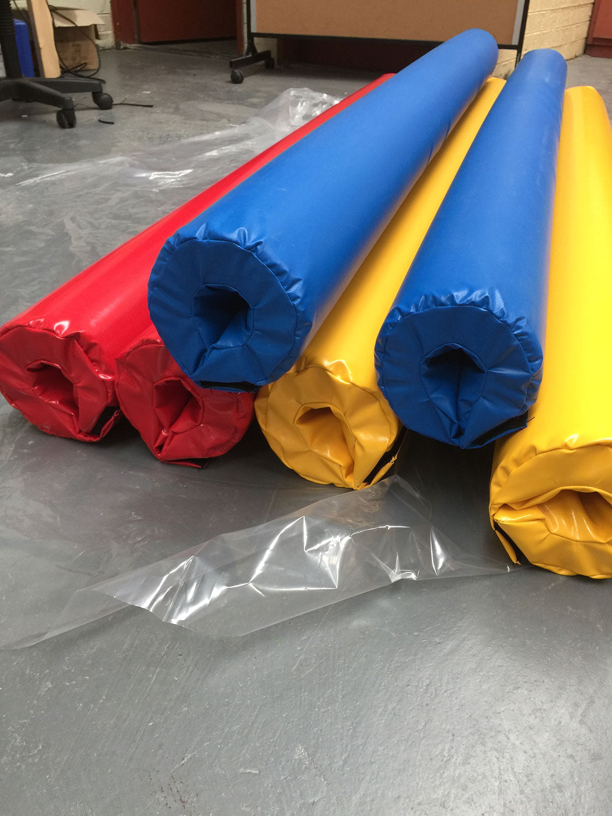 6' TALL POLE PAD, 5" DIAMETER