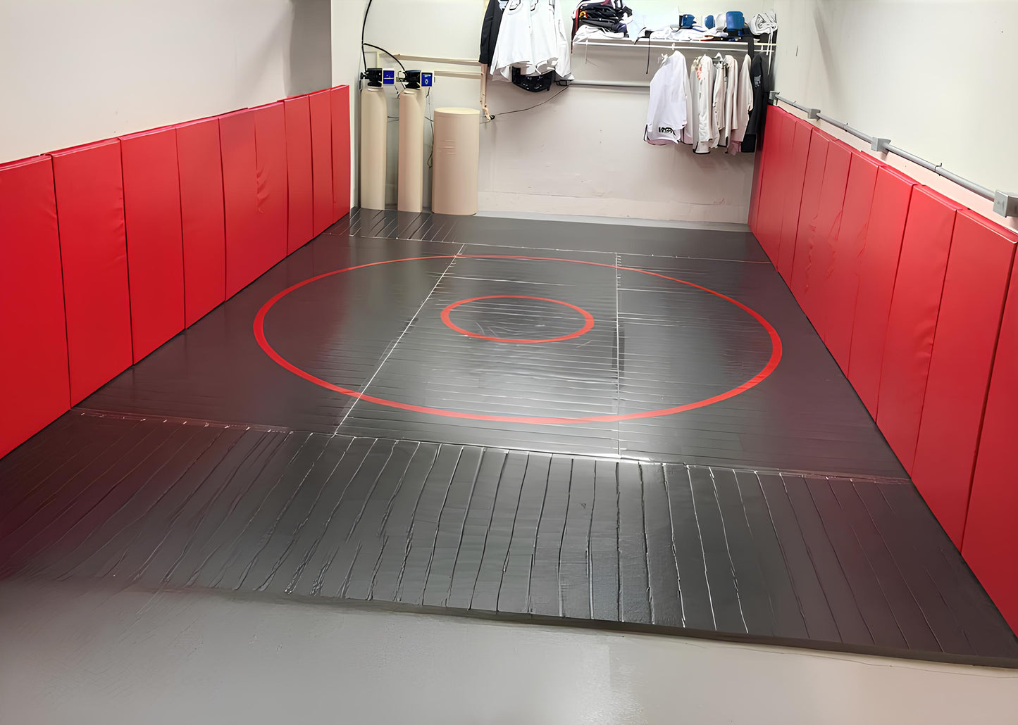 17' x 17' x 1 3/8" ROLL-UP WRESTLING MAT