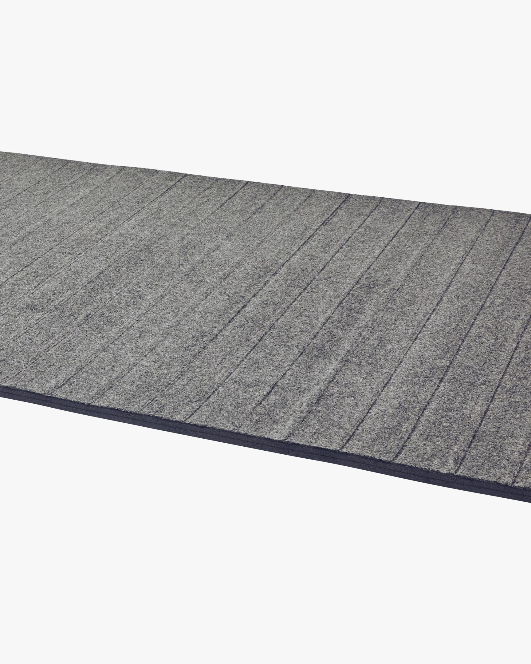 1-3/8” CARPET BONDED FOAM Red 6' x 42' -1/38"