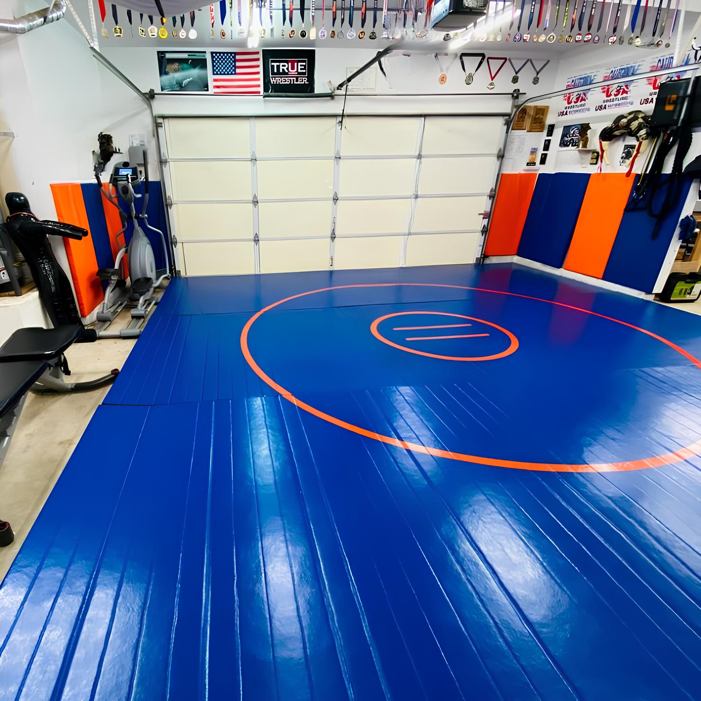 18' x 18' x 1 3/8" ROLL-UP WRESTLING MAT