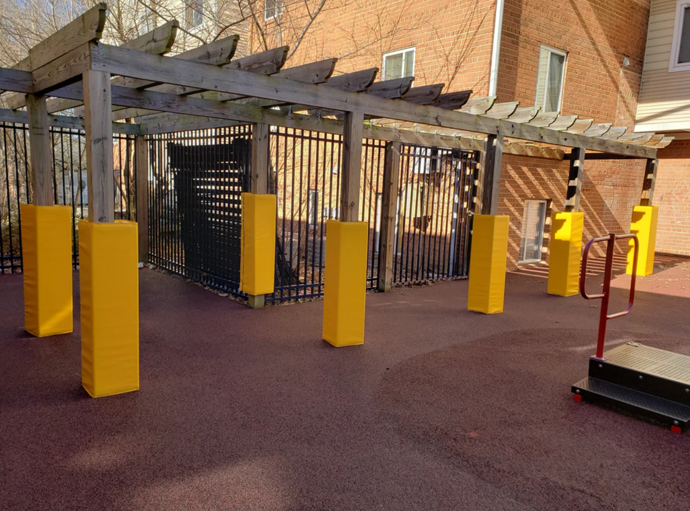 4' TALL FOUR SIDED COLUMN PAD, 6" SIDE WIDTH