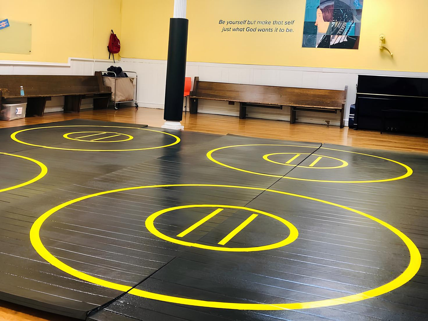 20' x 20' x 1 3/8" ROLL-UP WRESTLING MAT