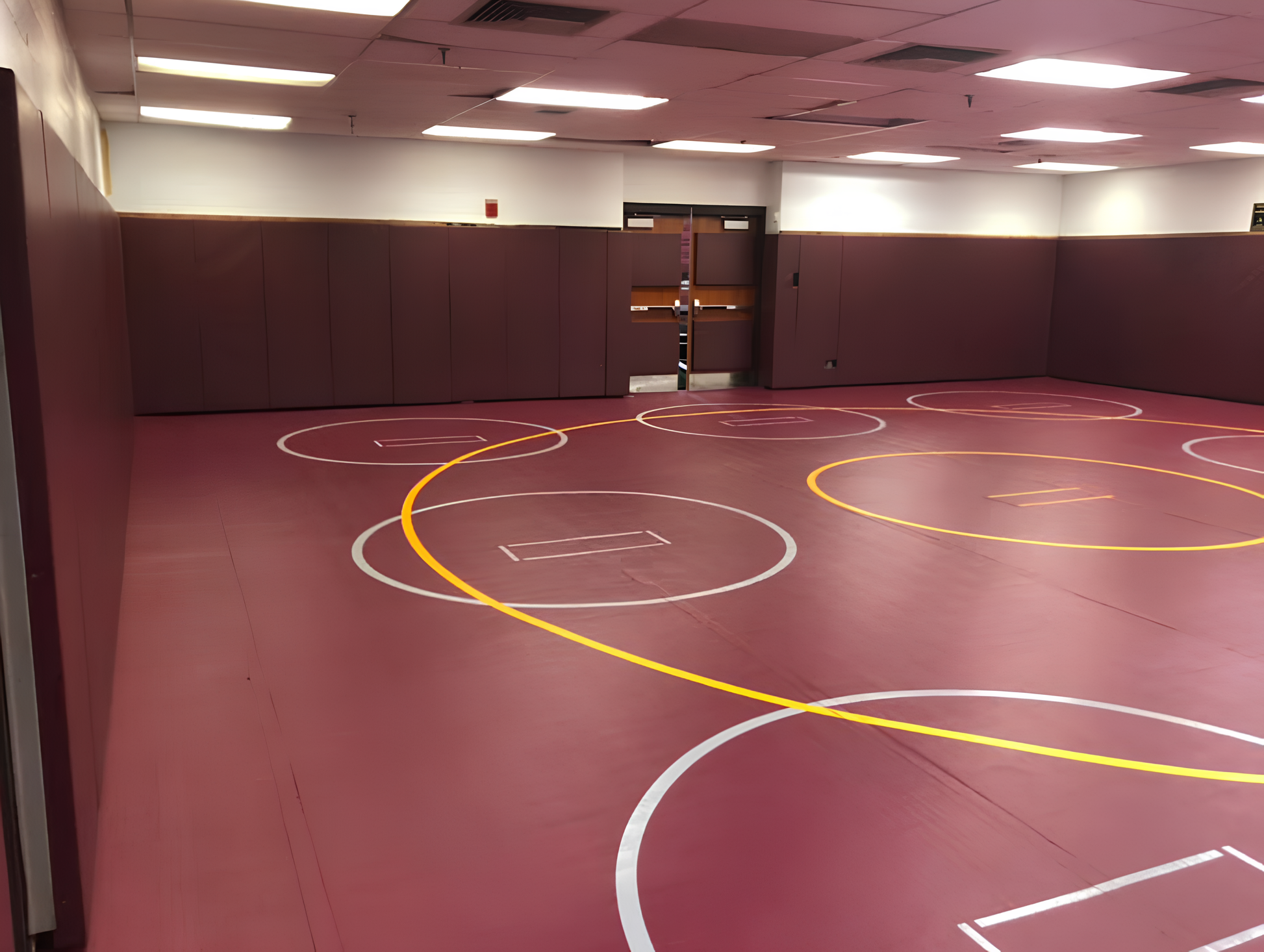 30' x 30' x 1 3/8" ROLL-UP WRESTLING MAT